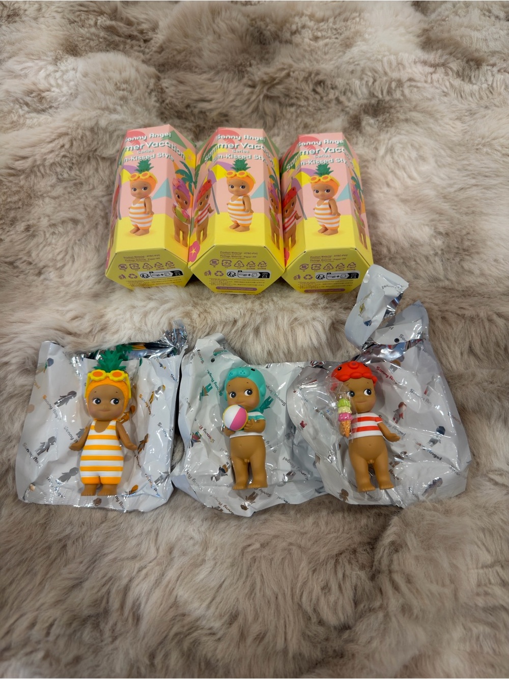 Sonny Angel Summer Vacation Sun kissed Bundle - Pineapple Octopus Manatee